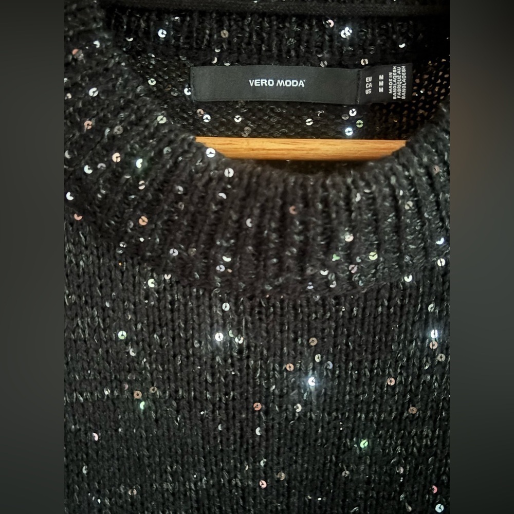 VERO MODA Holiday Sparkly Shimmer Going Out Sleeveless Top Size M/L With Stretch - Picture 7 of 13